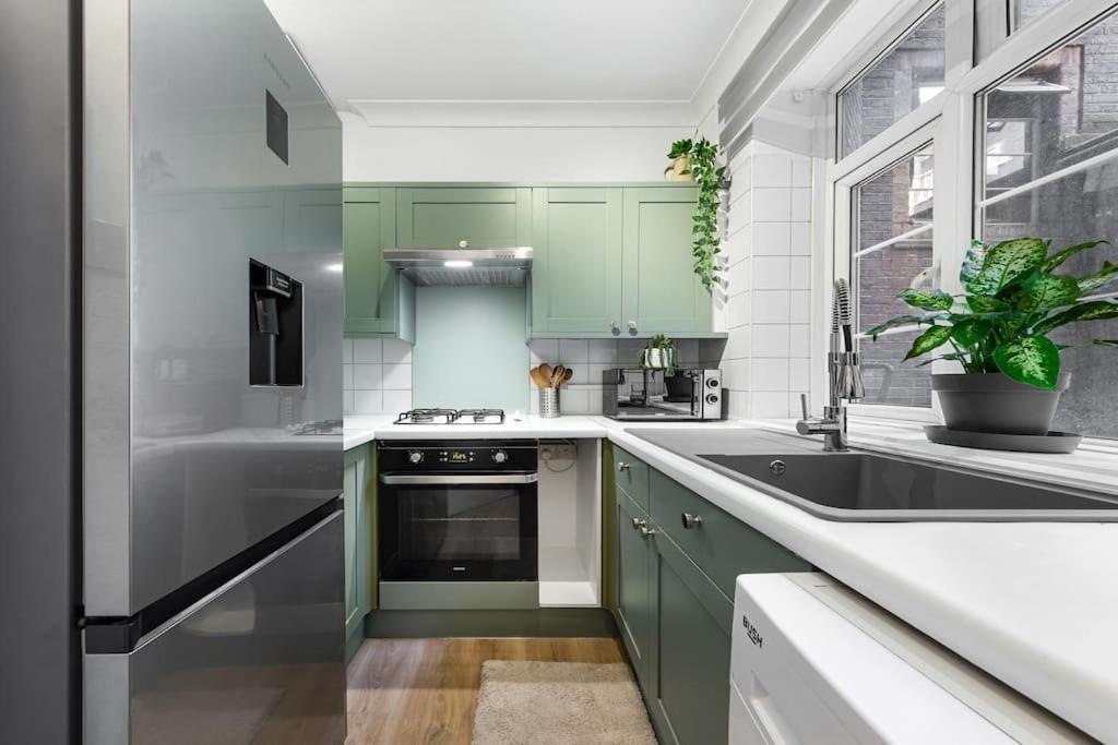 Apartamento Brand New 3 Bedroom Flat In *