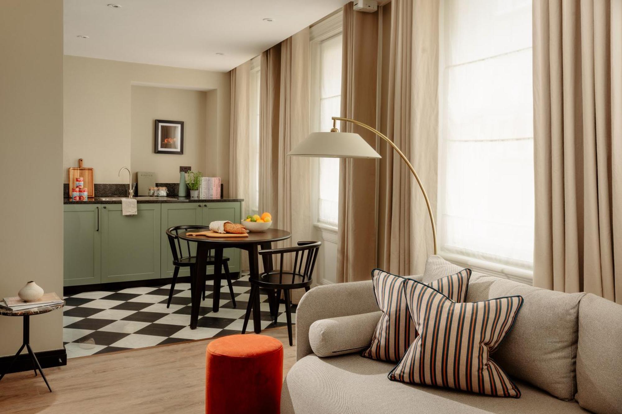 Apart-hotel Native Kings Wardrobe, St Pauls 4*