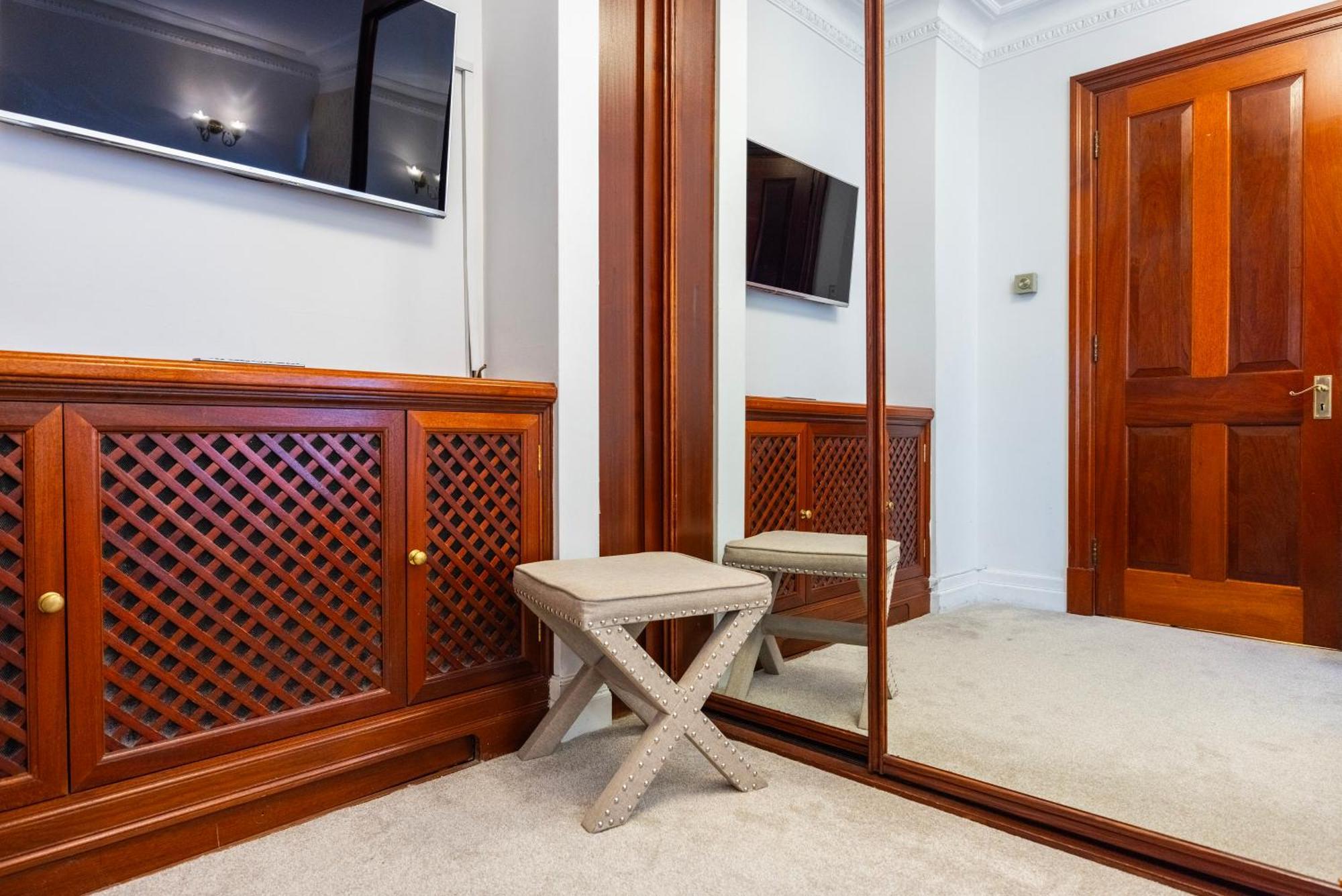 Carlton Court - Mayfair 5* Londres
