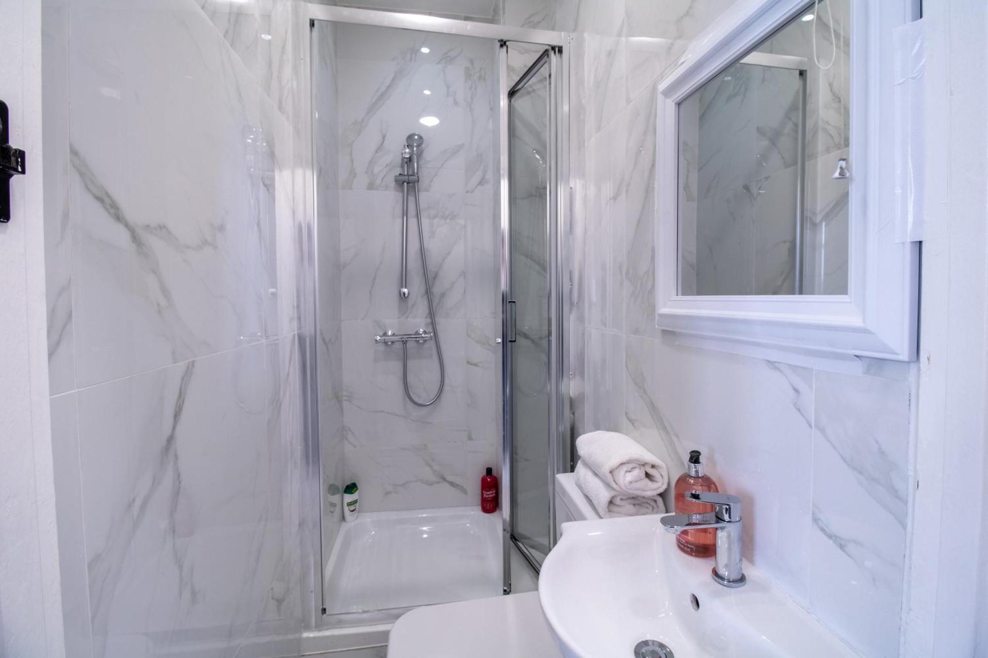 Elegant 3-bedroom On Oxford Street 2gc Apartamento Londres