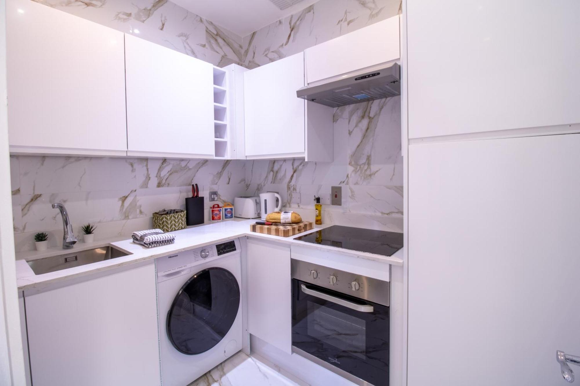 Elegant 3-bedroom On Oxford Street 2gc *