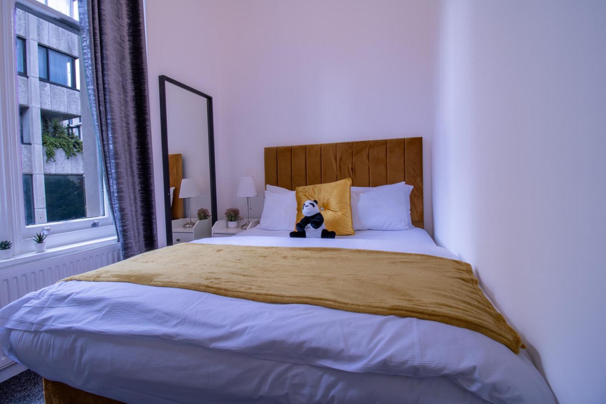 Elegant 3-bedroom On Oxford Street 2gc