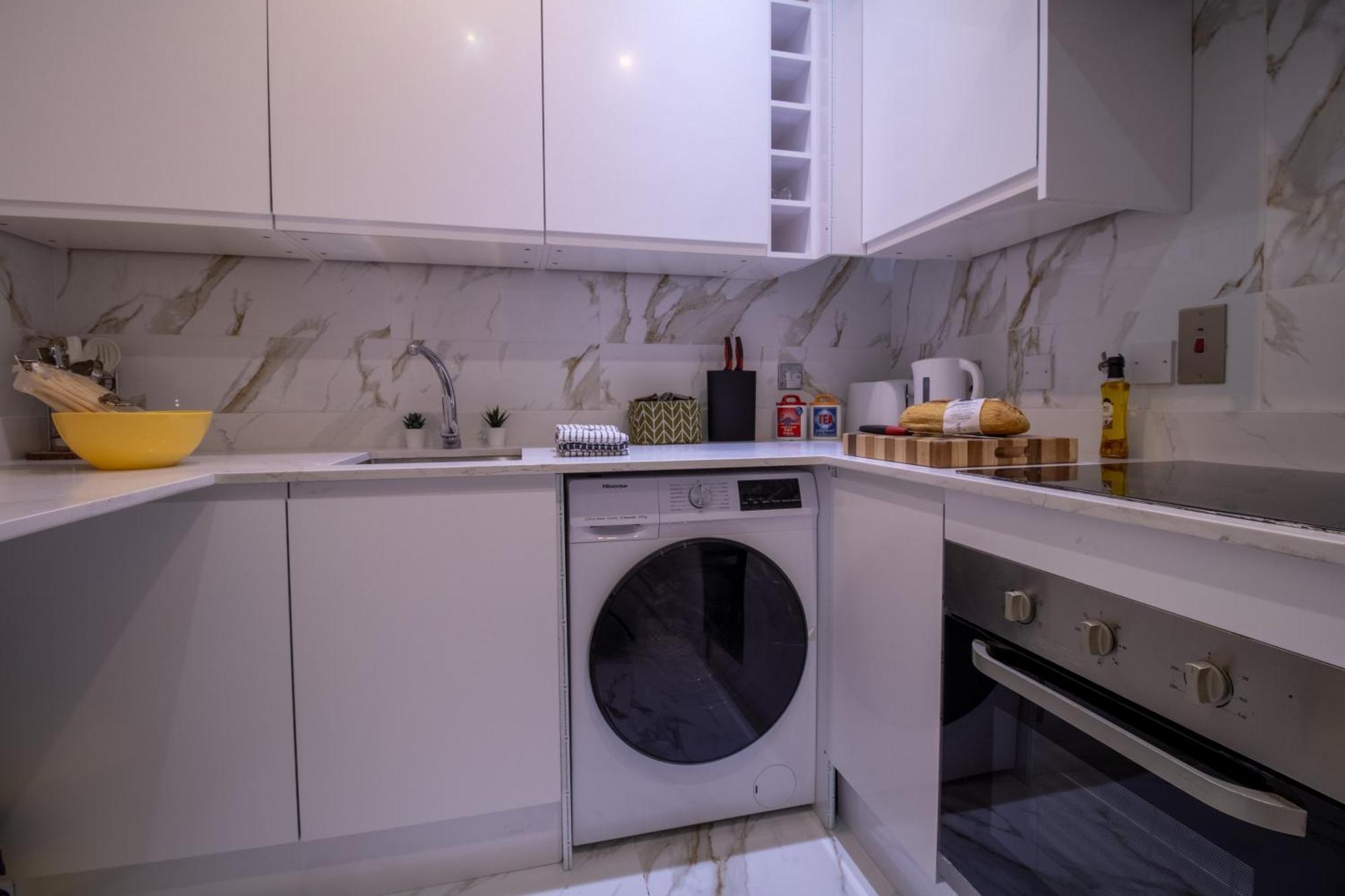 Elegant 3-bedroom On Oxford Street 2gc Apartment