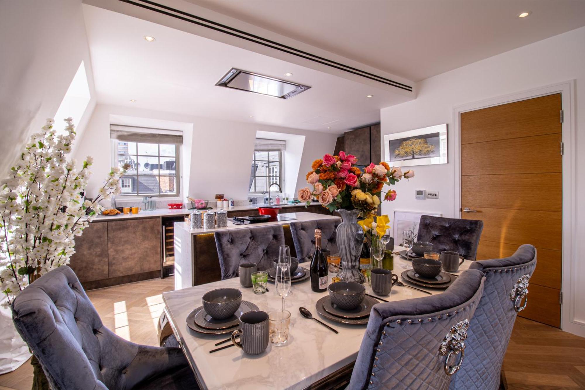 Elegant 3-bedroom Penthouse In Marble Arch 70 Apartamento *