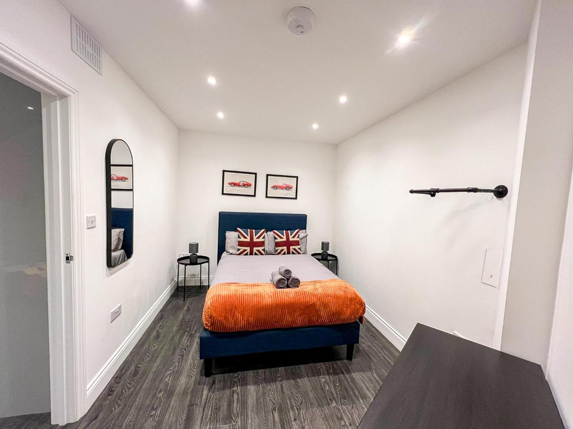 1-bedroom In Shoreditch, Old Street, Hoxton Apartment *