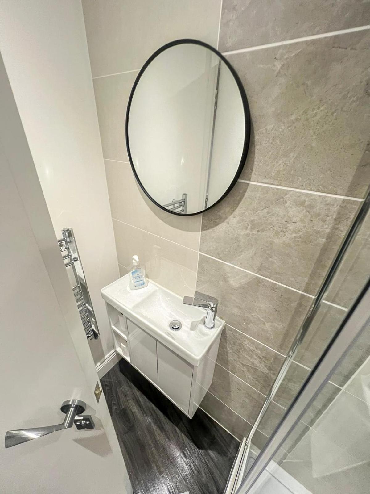 1-bedroom In Shoreditch, Old Street, Hoxton Apartamento