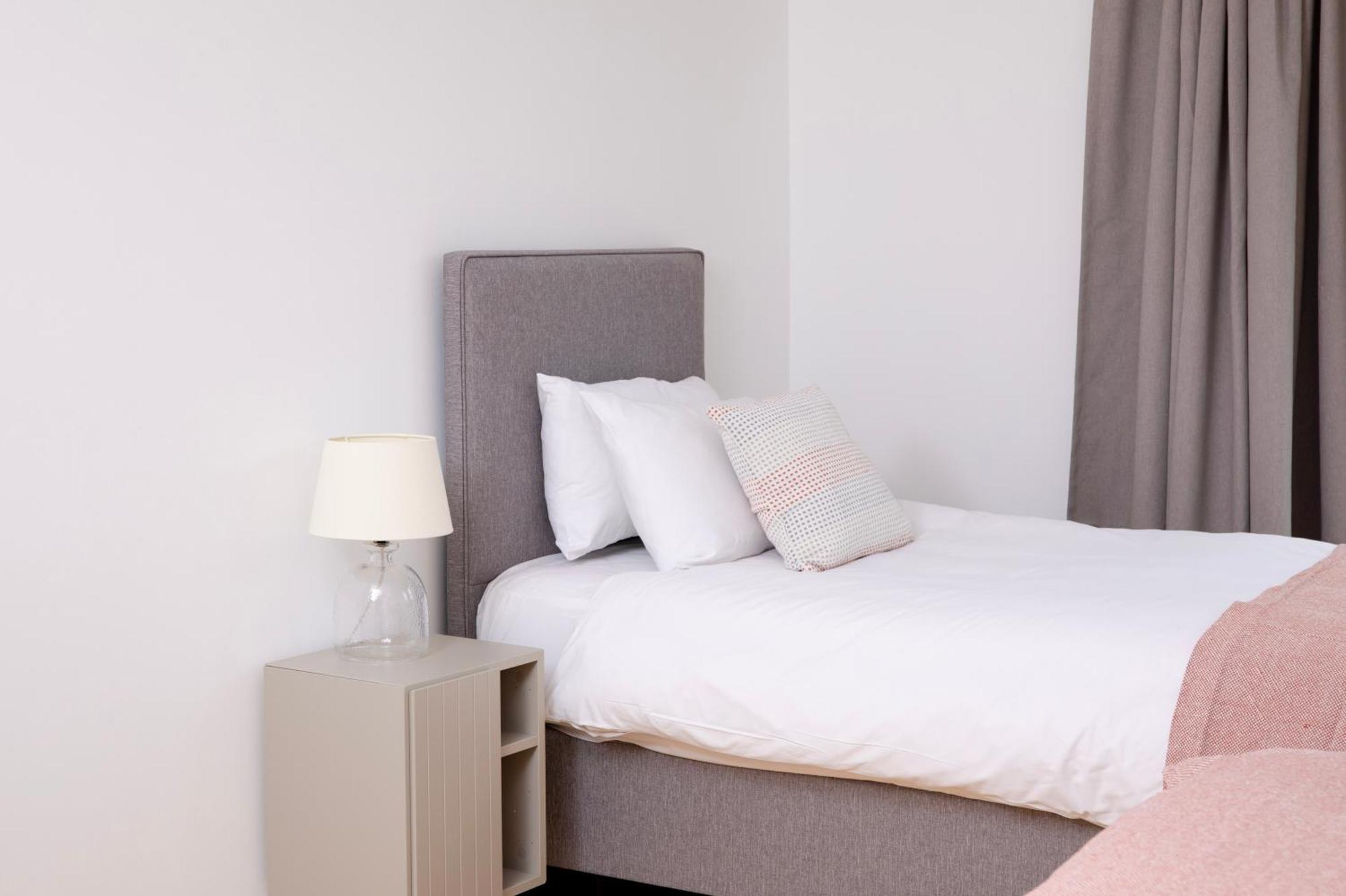 Bob W Tower Hill Residences Apartamento *