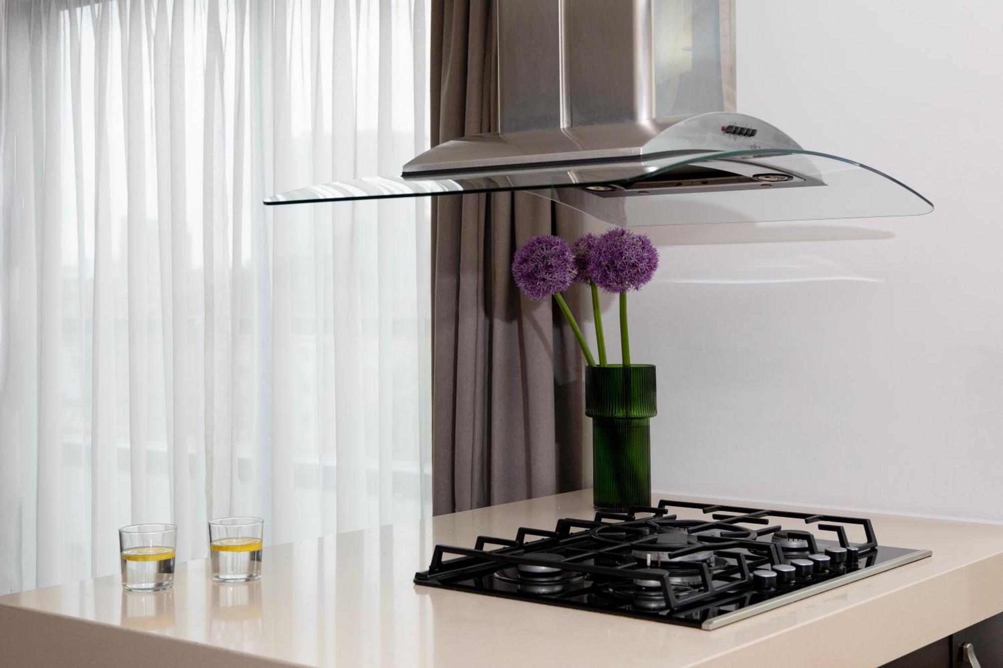 Bob W Tower Hill Residences Apartamento