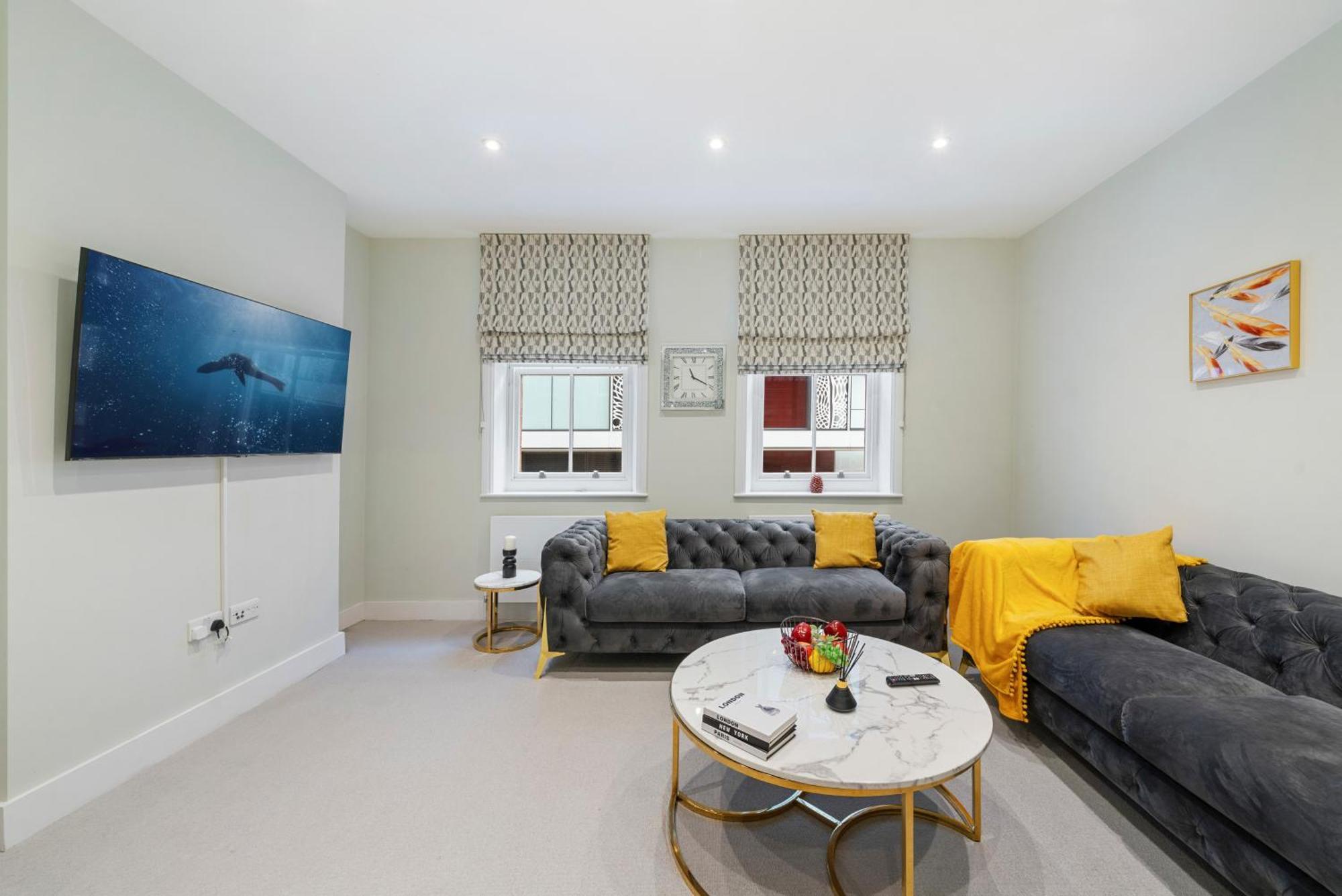 Chic 2 Bed Maisonette In Mayfair 32a