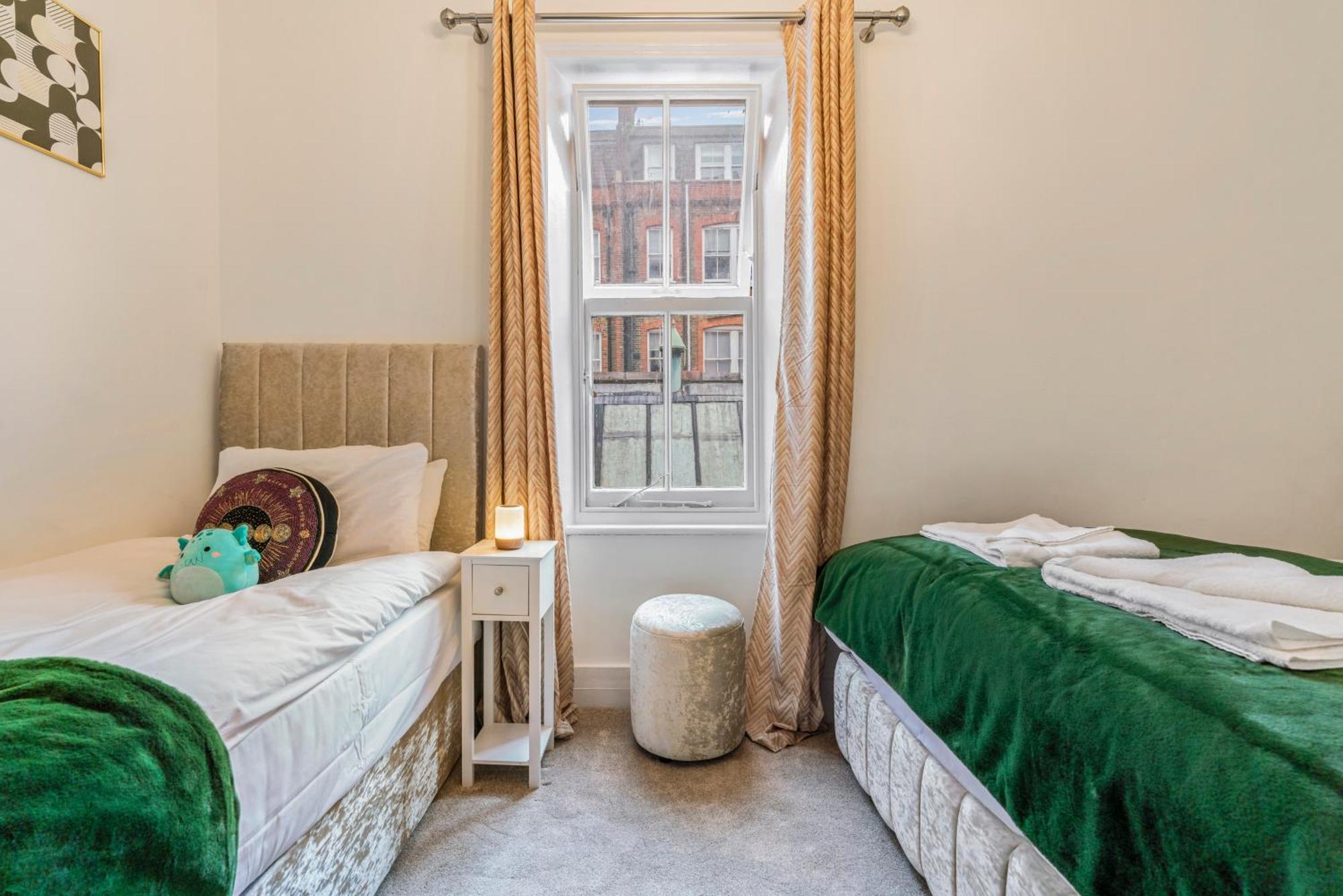 Apartamento Mayfair Maisonette Chic Spacious 2-bed - 33a