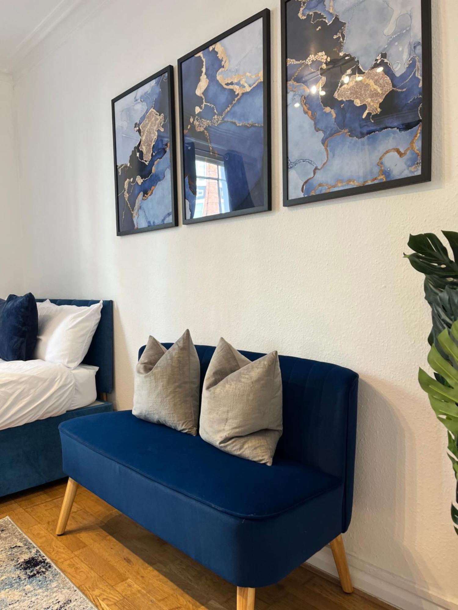 Apartment In Camden, Location