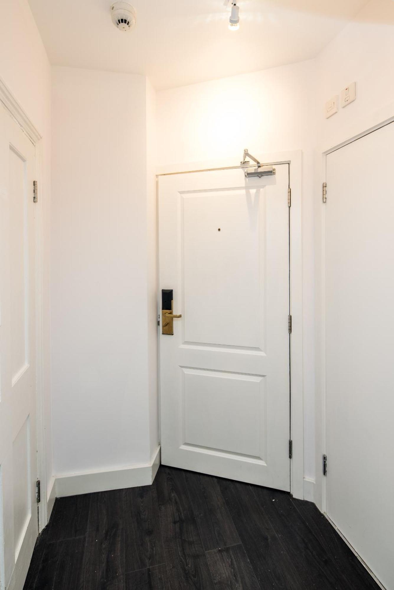 Notting Hill By Sleepy Apartamento *