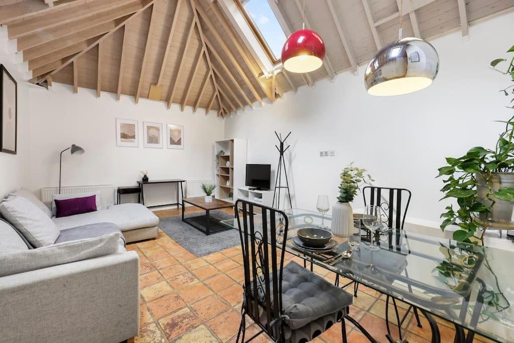 Appartement Cozy Private 1-bedroom Short Term & Flexible Renting Hoxton With Free Wifi