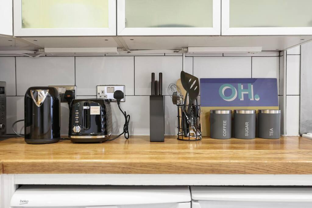 Appartement Cozy Private 1-bedroom Short Term & Flexible Renting Hoxton With Free Wifi