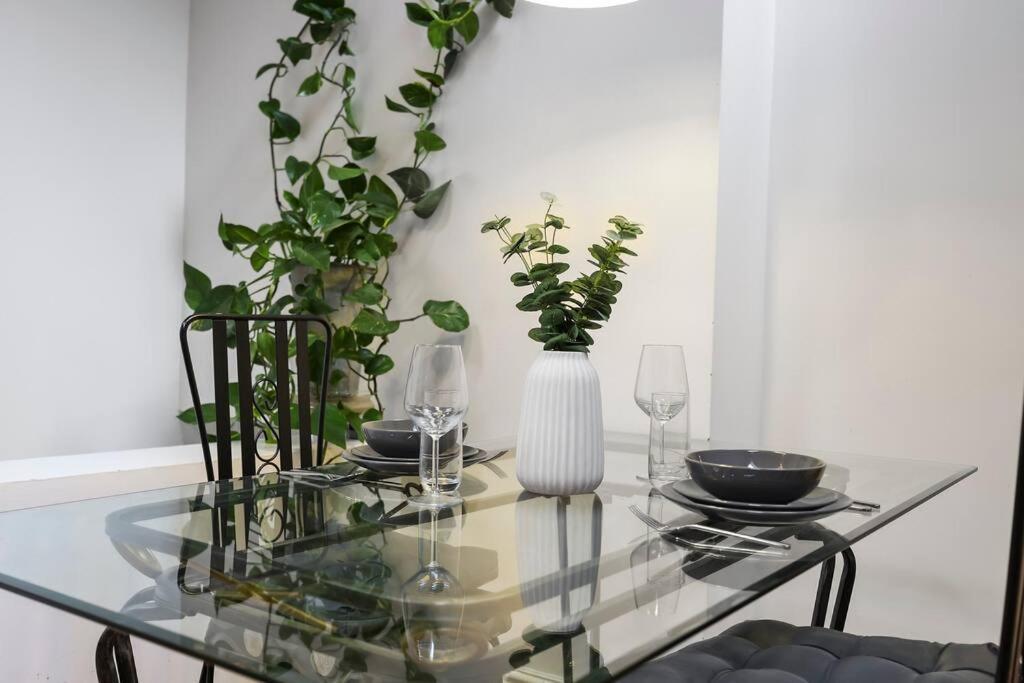 Cozy Private 1-bedroom Short Term & Flexible Renting Hoxton With Free Wifi Londres