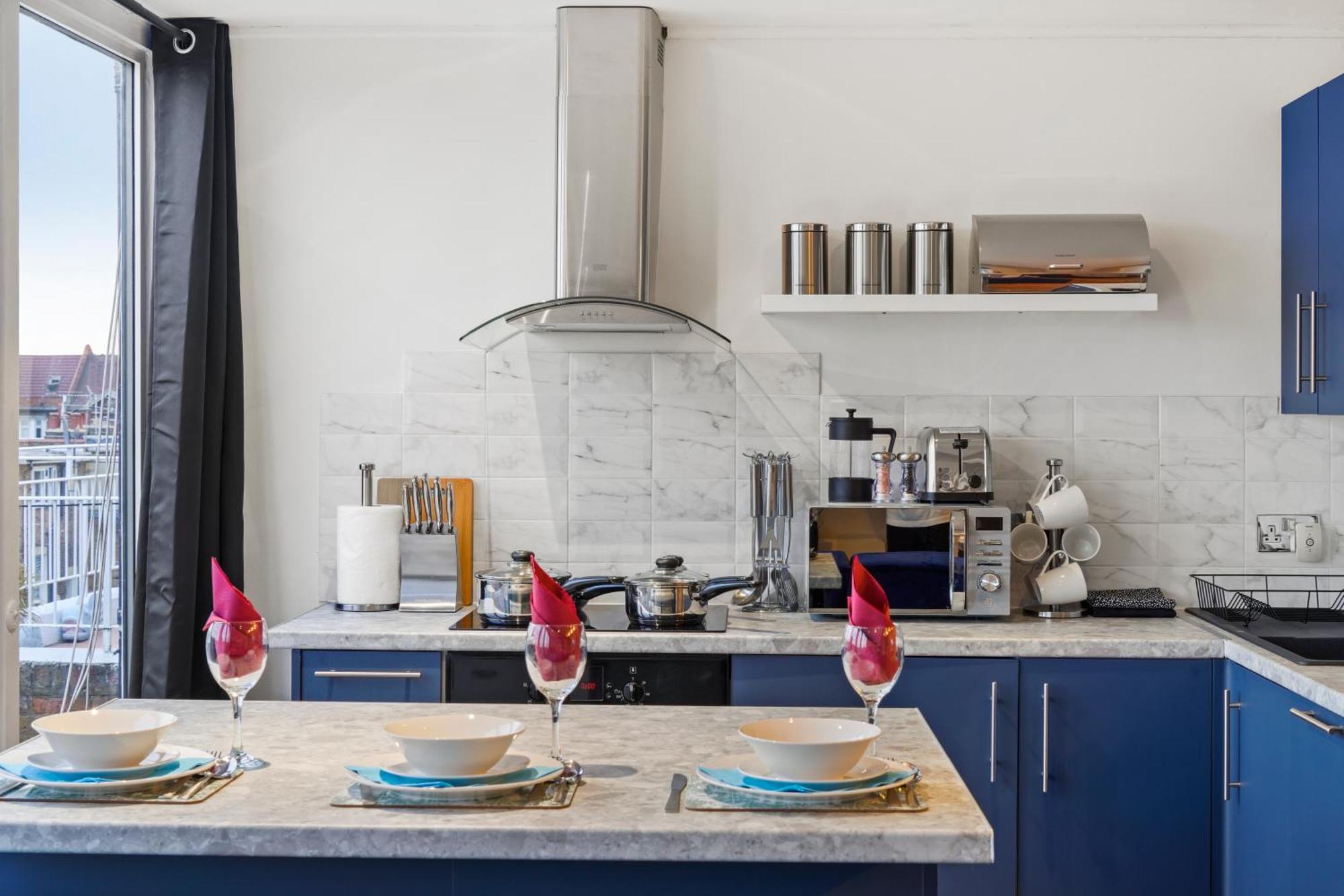 Beautiful Flat In Fulham - Great Views!- Sleeps 6 * Londres