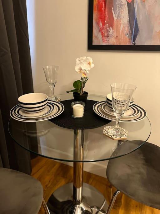 Beautiful Flat One Bedroom In *