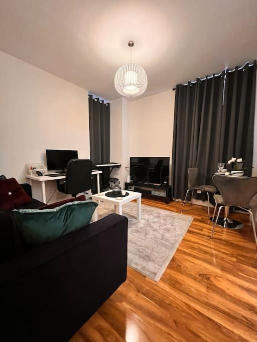 Beautiful Flat One Bedroom In Appartement