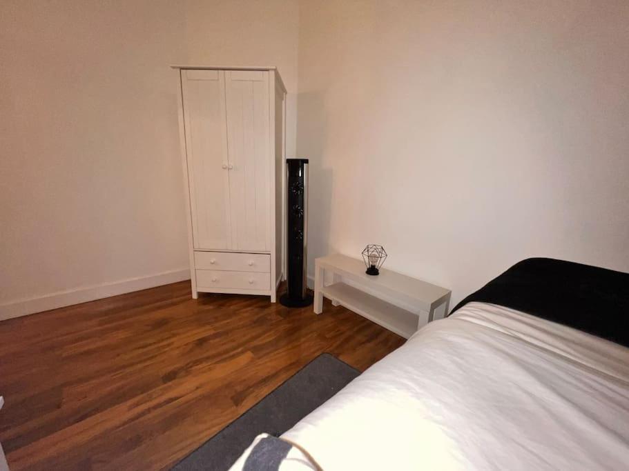 Beautiful Flat One Bedroom In