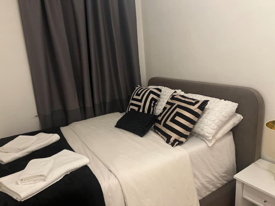 Beautiful Flat One Bedroom In Appartement Londres