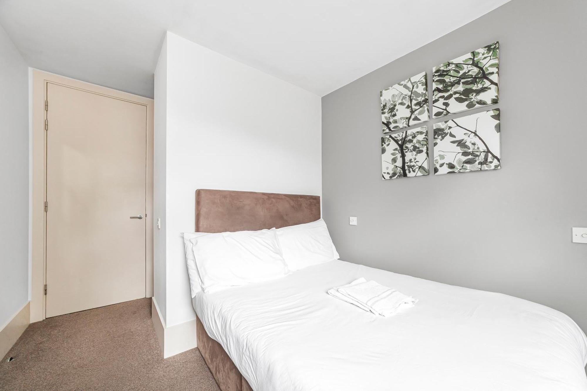 Deluxe Holborn Two Bedroom Apartamento *