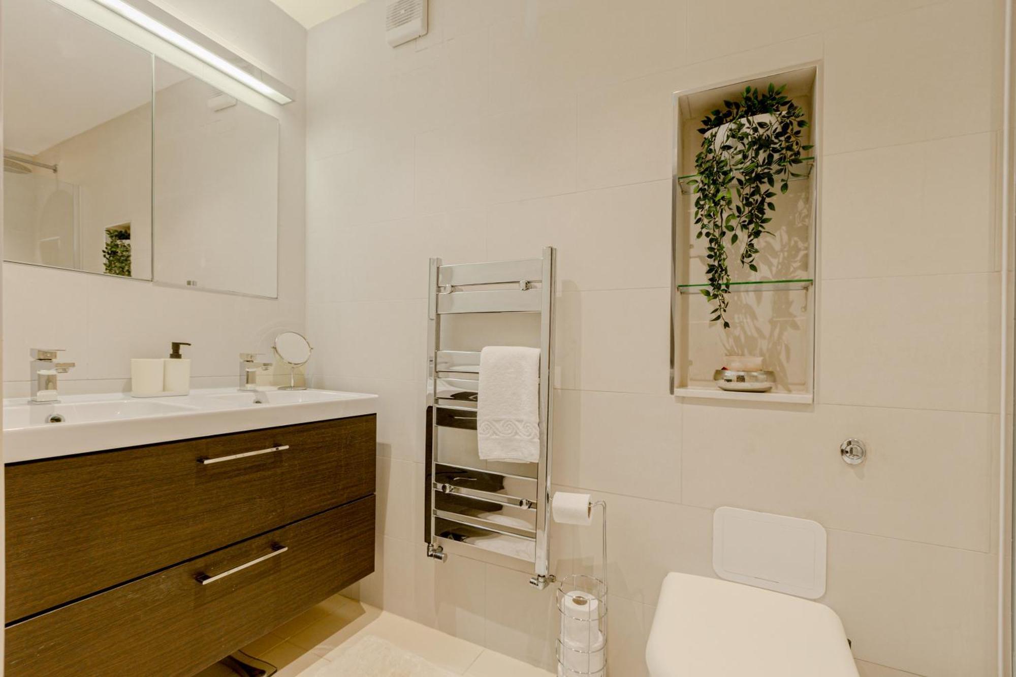Fantastic Multilevel 3br, Vibrant Angel, 5min Tube Londres