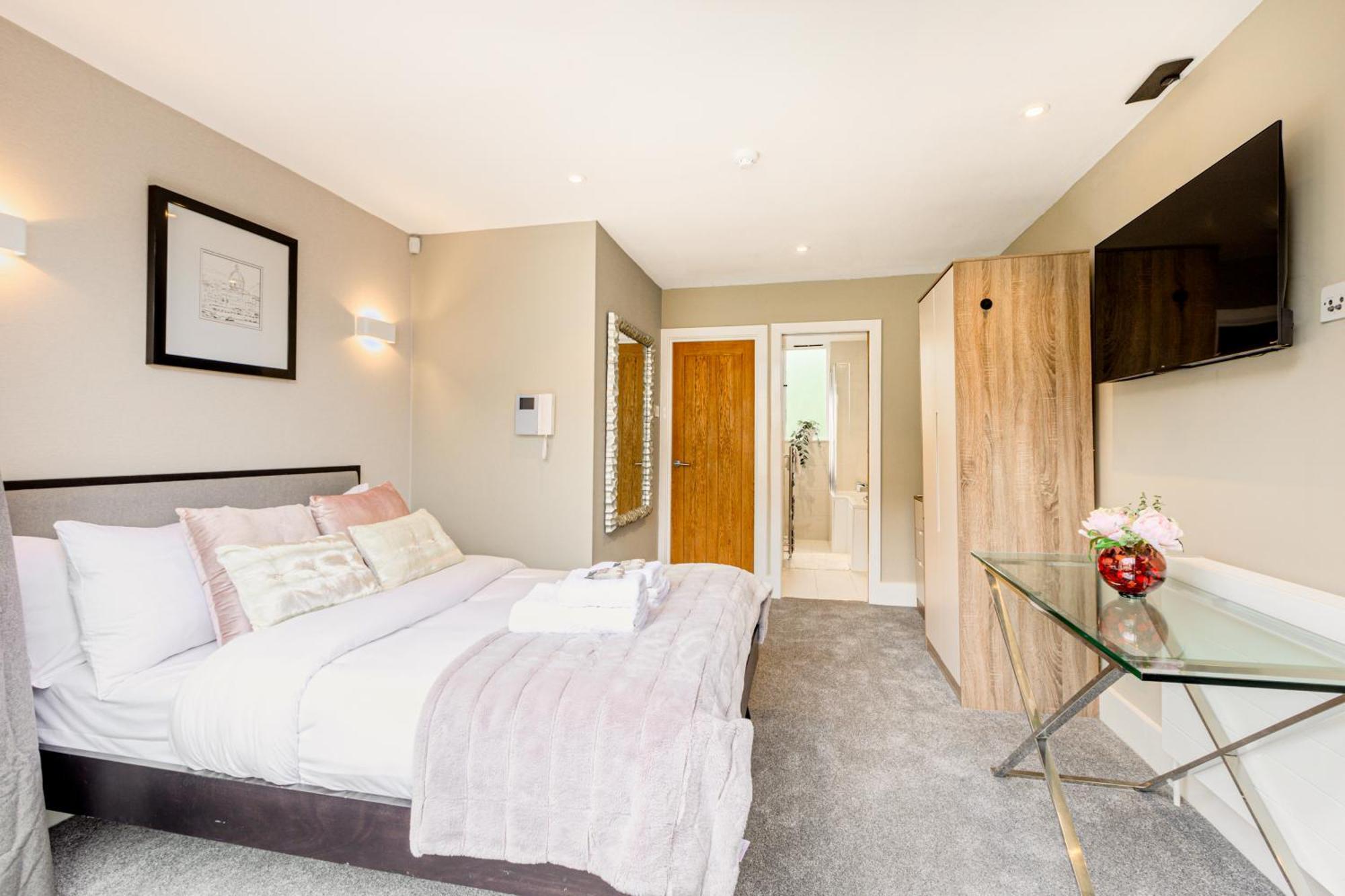 Fantastic Multilevel 3br, Vibrant Angel, 5min Tube Hébergement de vacances *