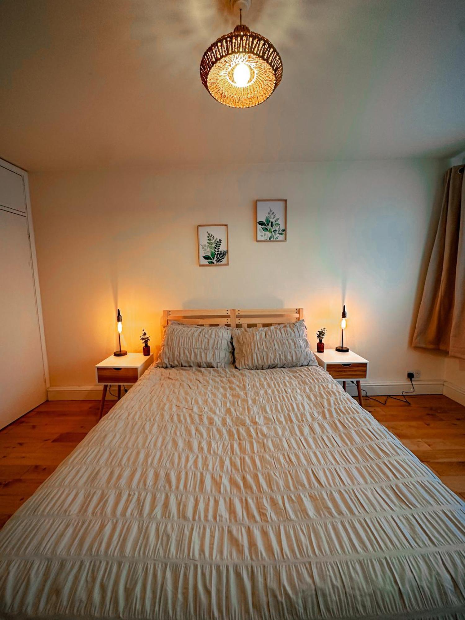 Bright & Spacious Split Level Flat In Kennington Londres