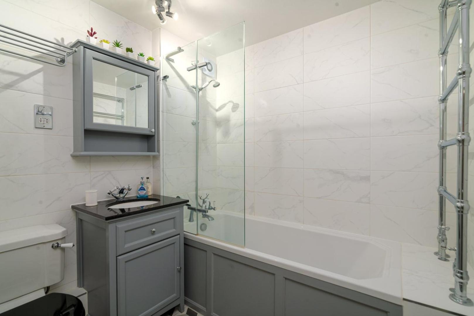 Сasa de vacaciones Guestready - Beautiful 2br Townhouse W Garden Londres