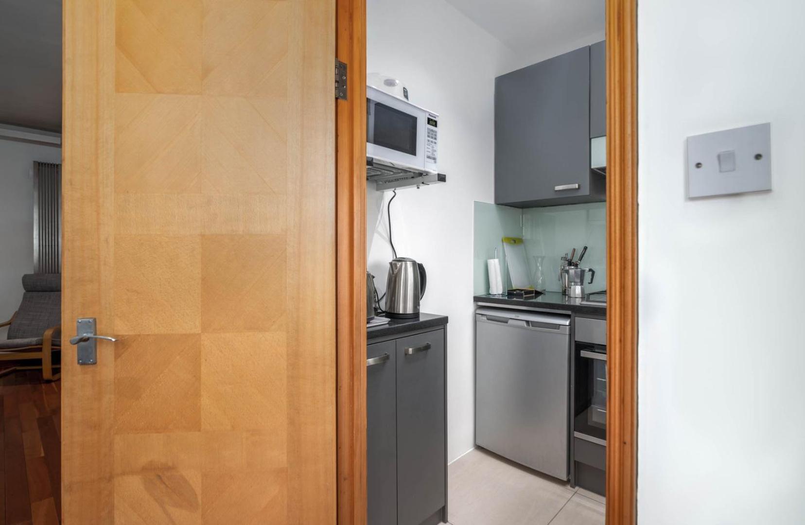 Guestready - Central Converted Mews In Bayswater Apartment