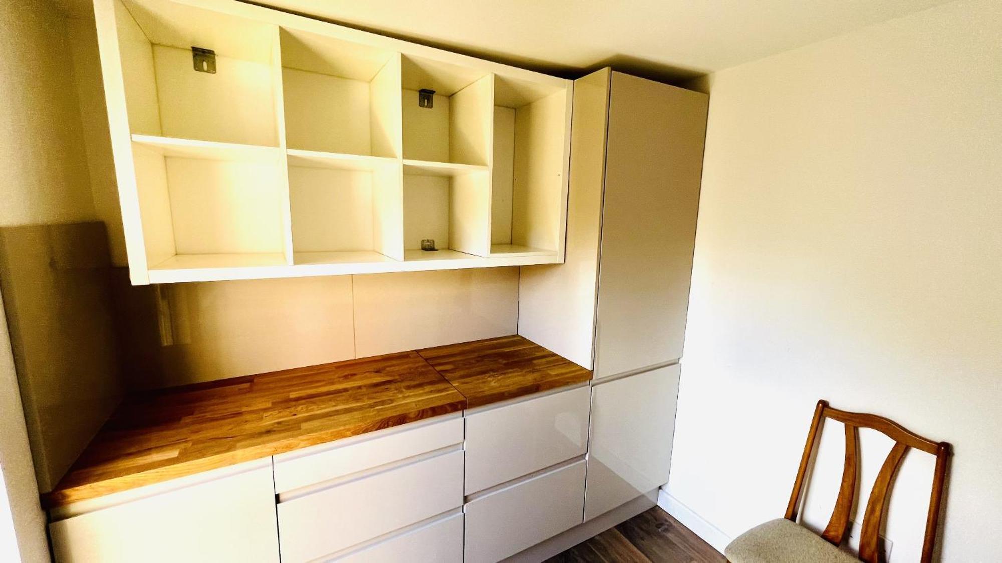 Wood Budget - Next To Mall & Metro Station - 10 Min To Center Ferienhaus