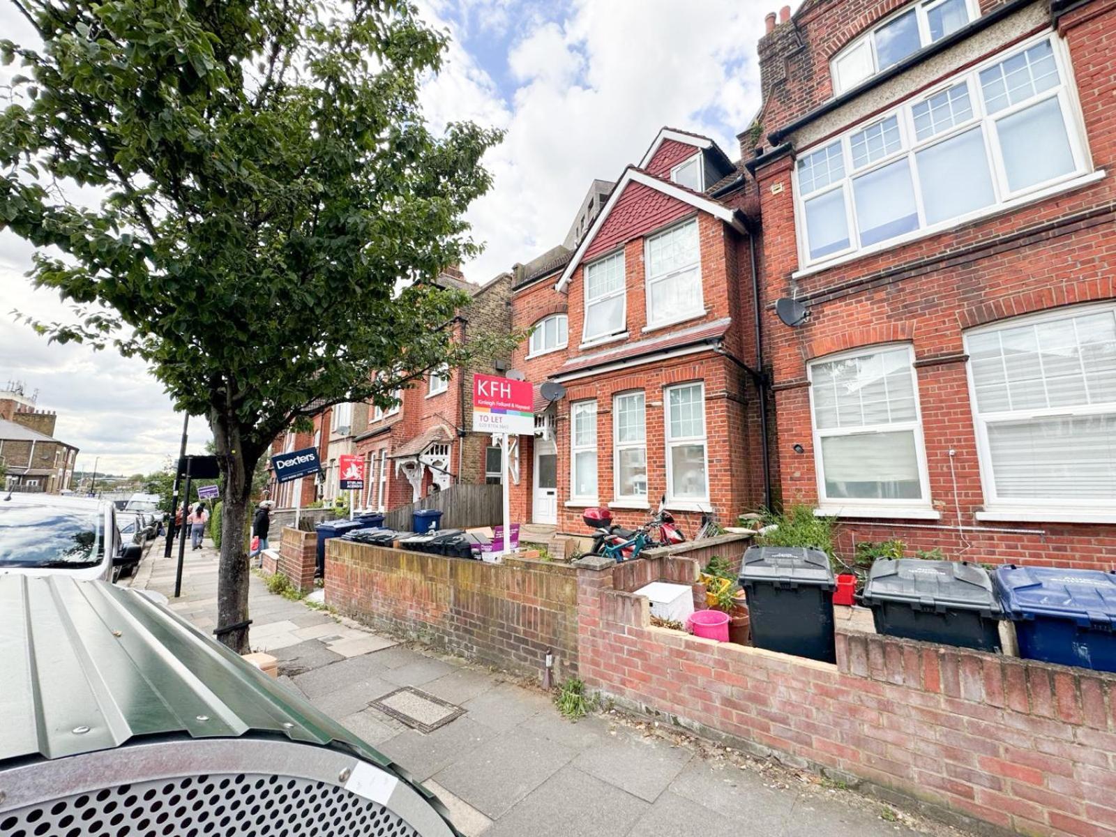 Acton Studio Apartment London
