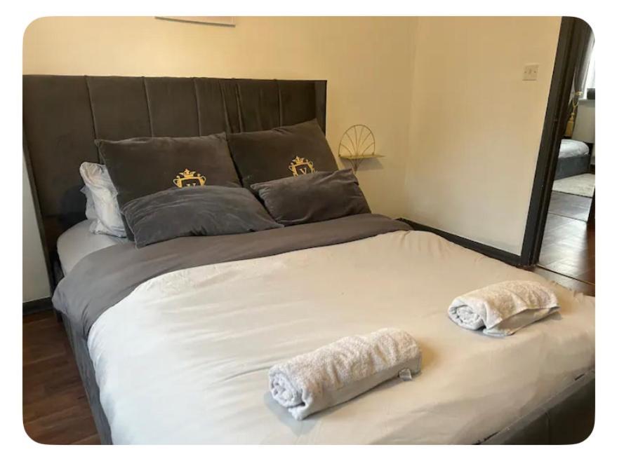 Excel & O2 Apartamento Londres