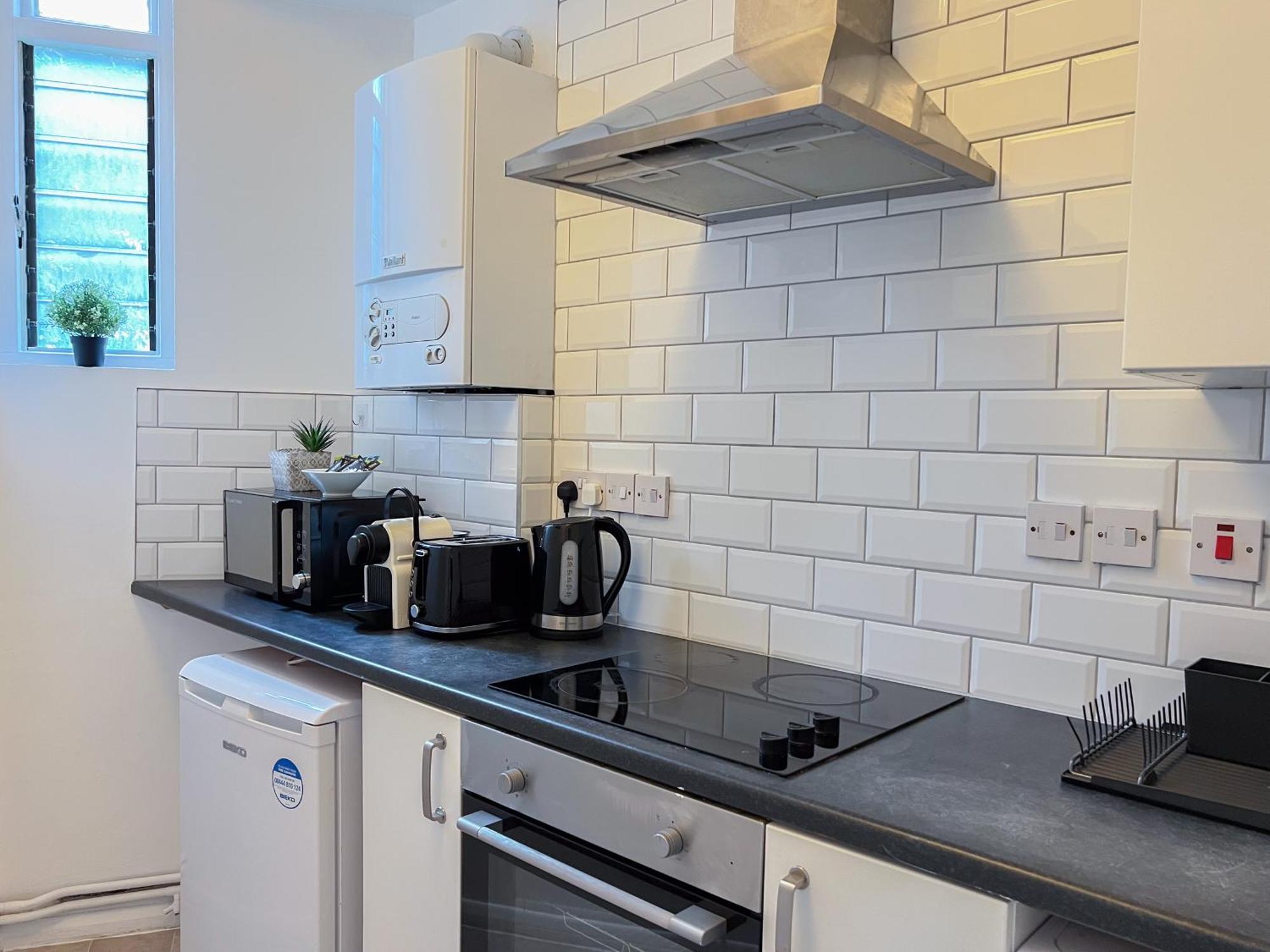 Pleasant 1 Bedroom Camden -on 1st Floor Londres