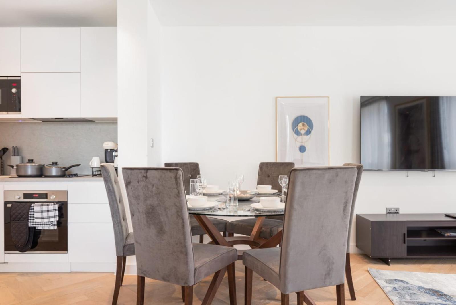 Melrose Place 7beds Free Wifi Wembley Stadium 15mins To Appartement