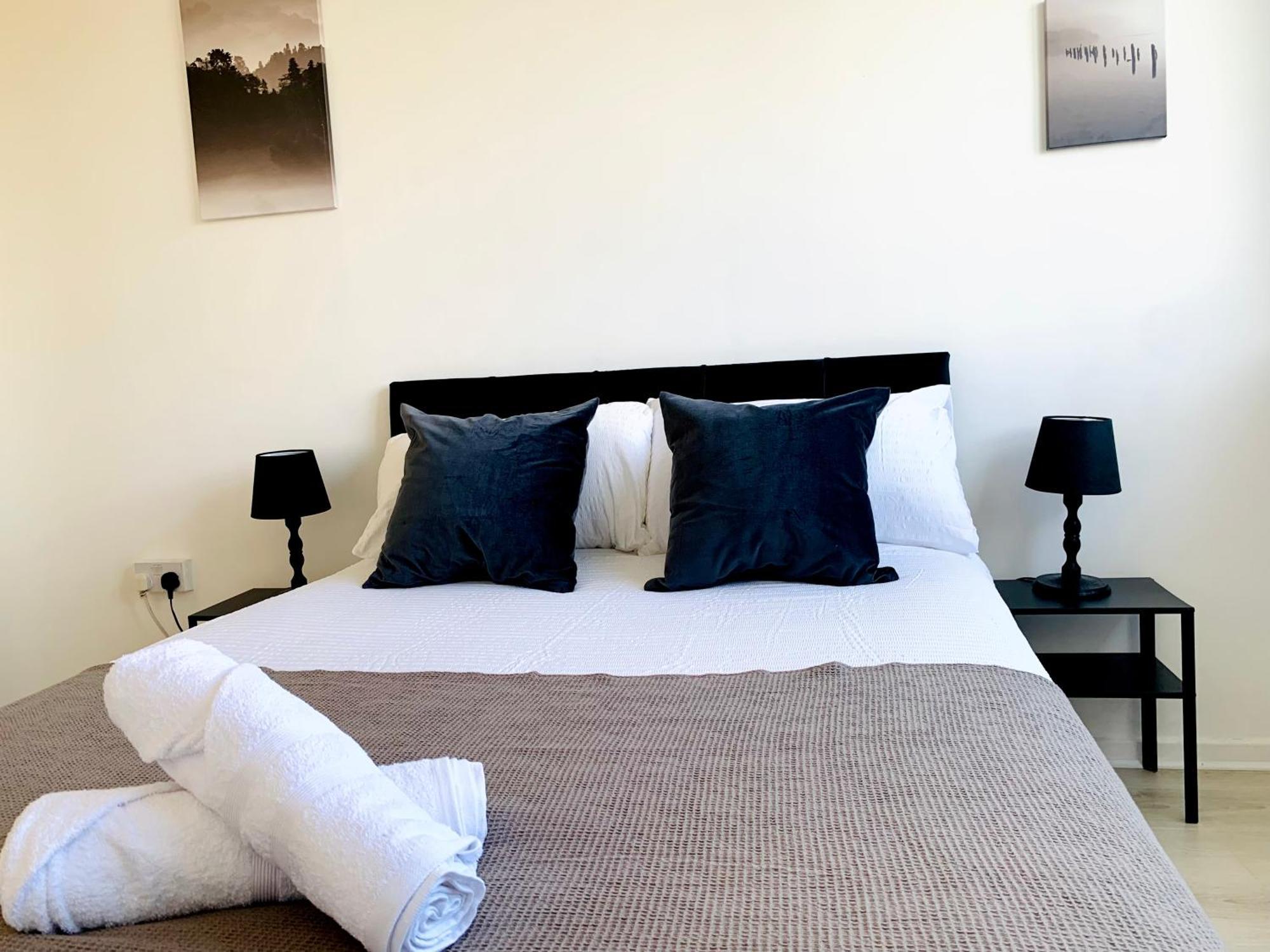 Business 2 Beds - Poplar - 2 Minutes From Station Appartement
