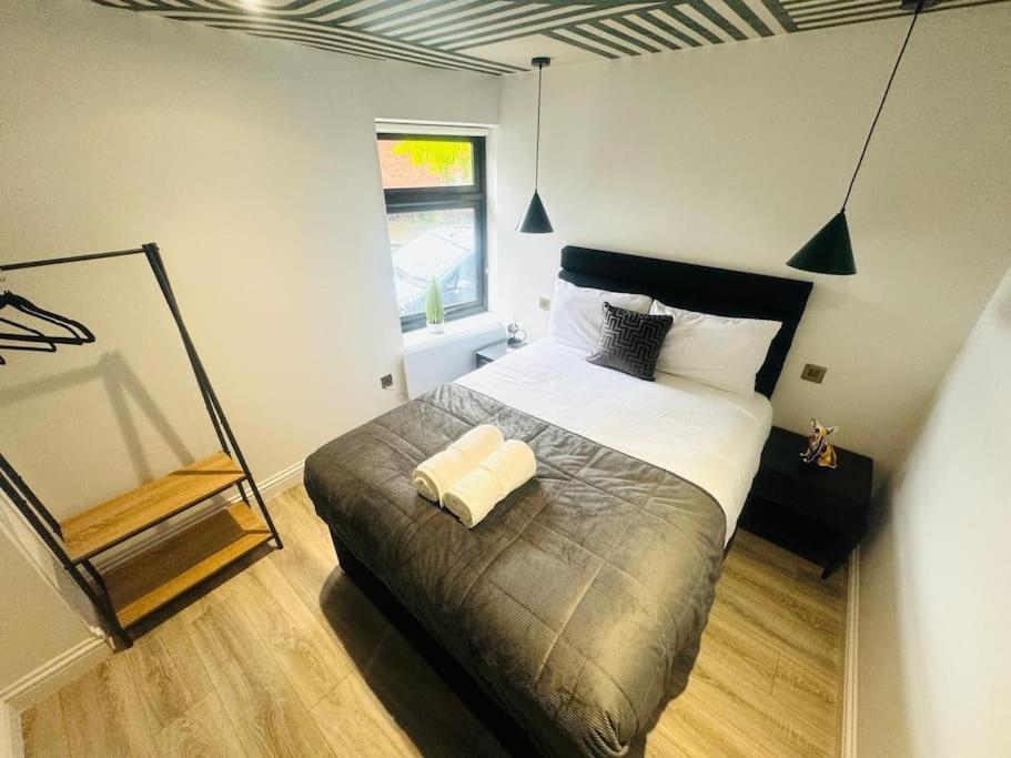 99 Apartment, Trendy Location D Apartamento Londres
