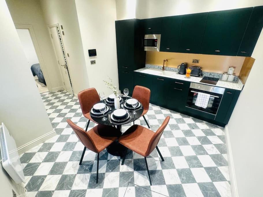 99 Ii, Key Spot, Flat E Apartamento *