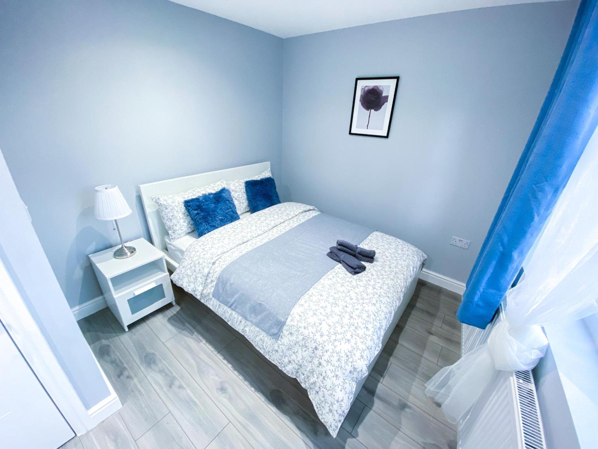 Spacious 2-bedroom Flat In - F3 Apartamento Londres