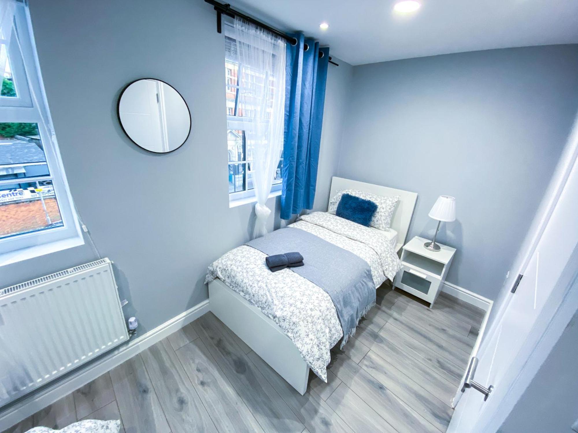 Spacious 2-bedroom Flat In - F3 Apartamento *
