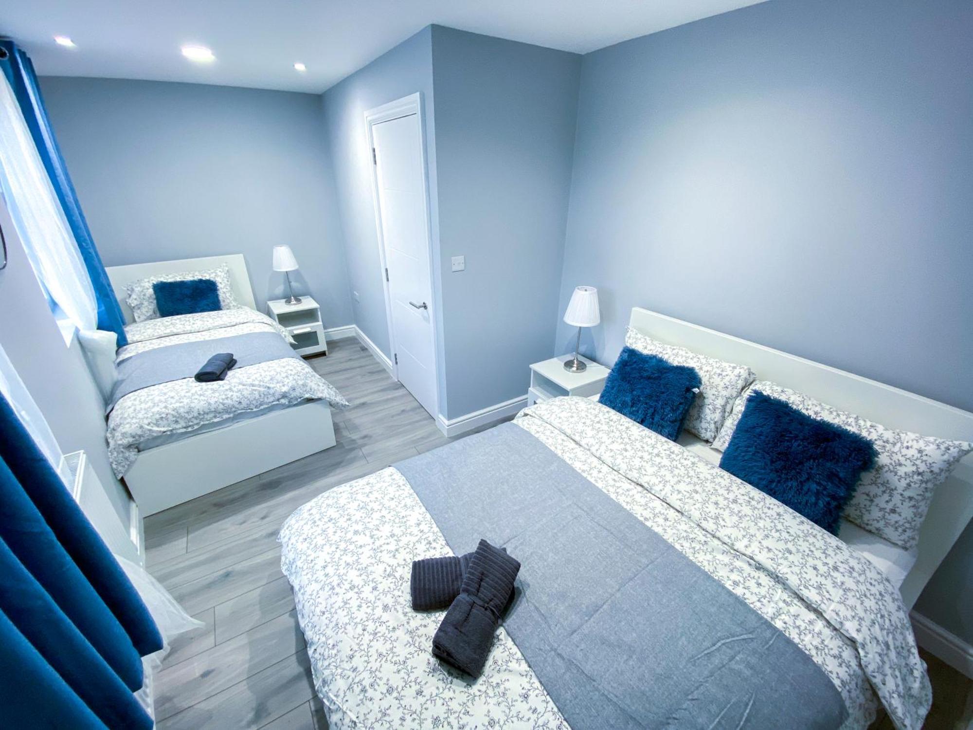 Spacious 2-bedroom Flat In - F3 * Londres
