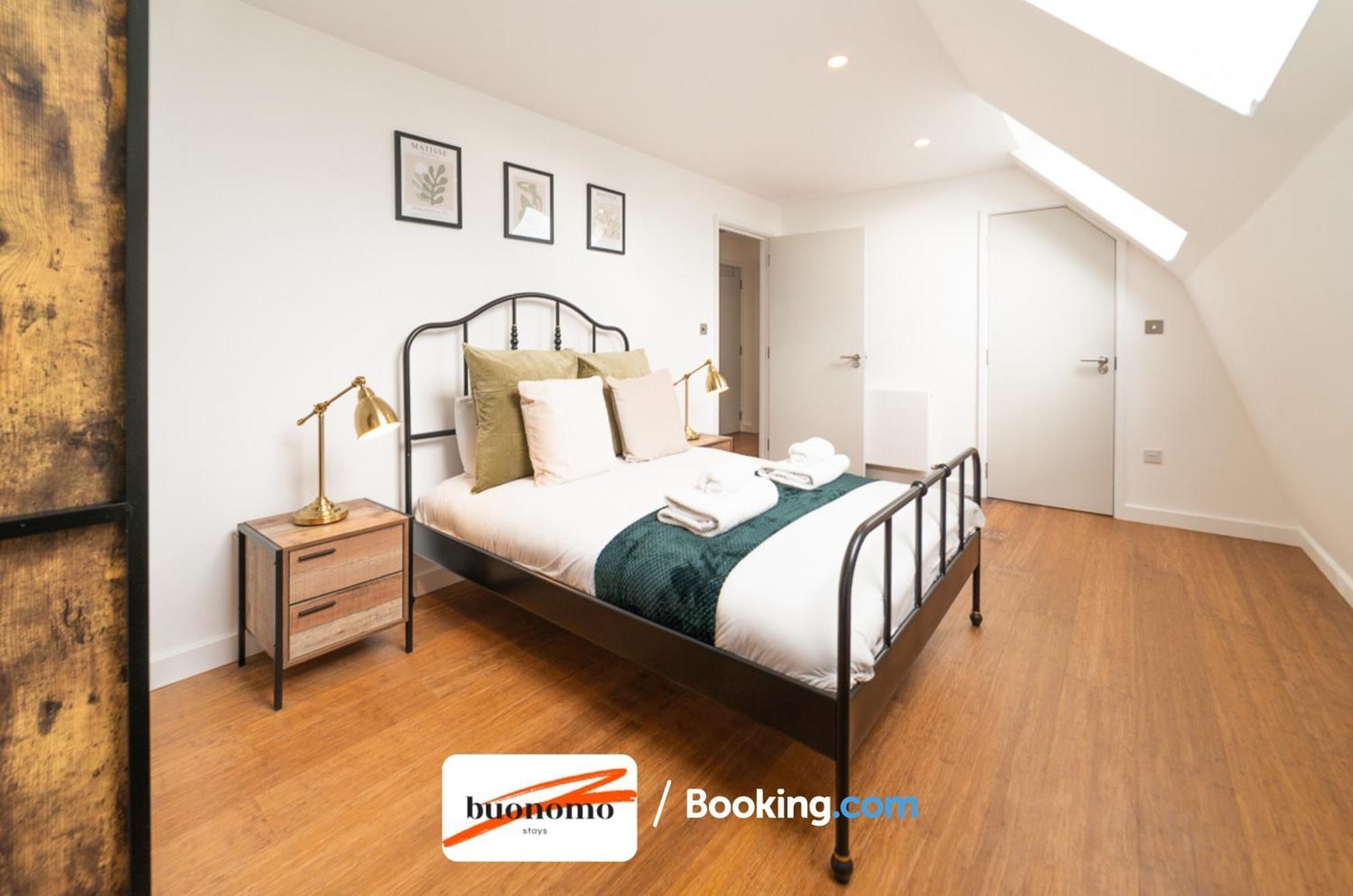 Two Bedroom At Buonomo Short Lets & Serviced