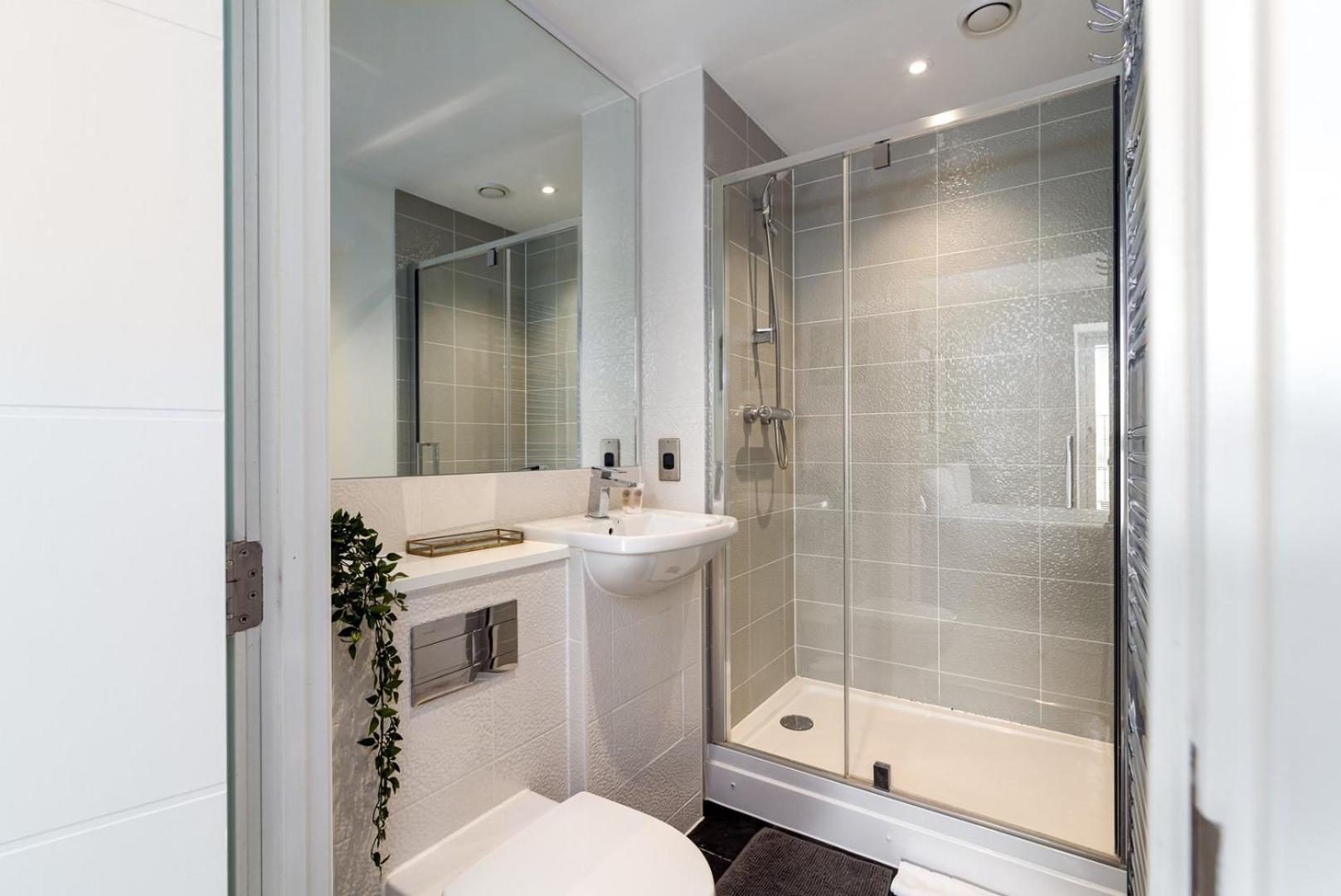 Guestready - Blue Essence Com Varanda Em Woolwich *