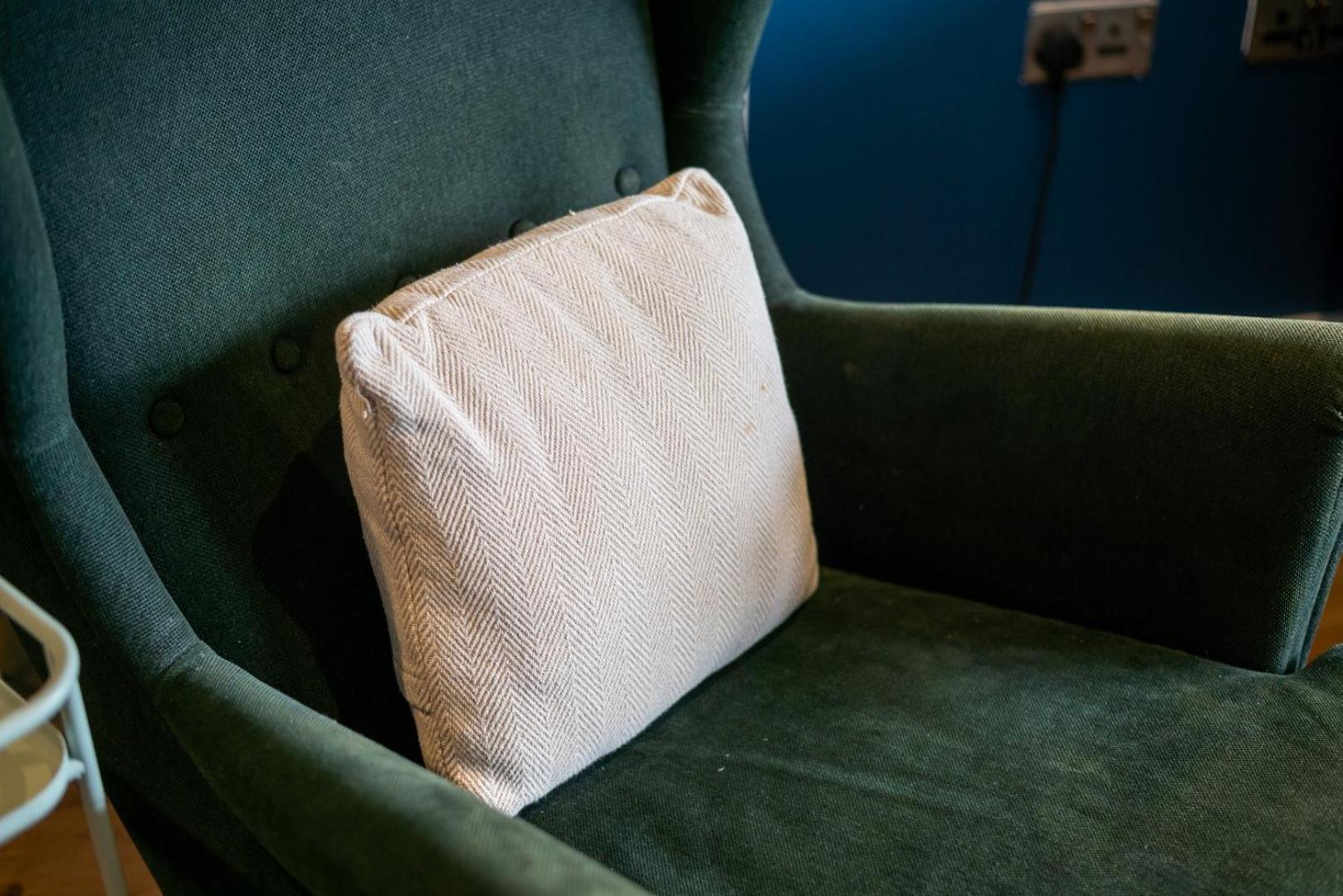 Apartment Guestready - Blue Essence Com Varanda Em Woolwich London