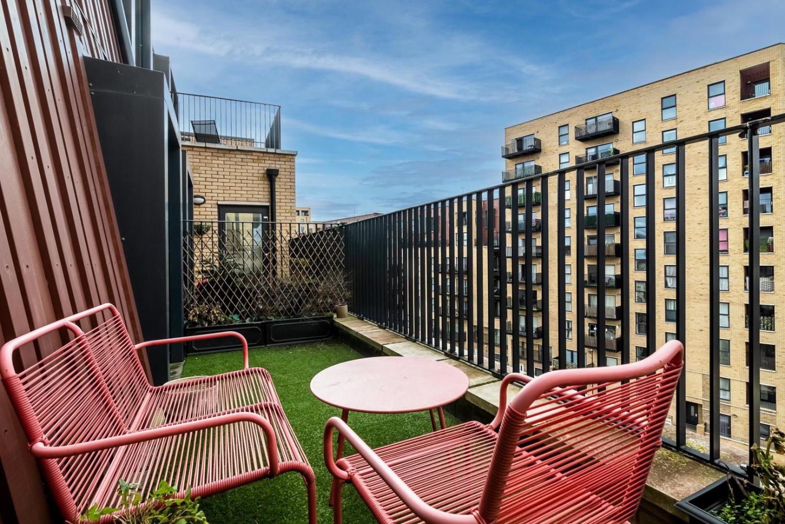 Guestready - Blue Essence Com Varanda Em Woolwich *