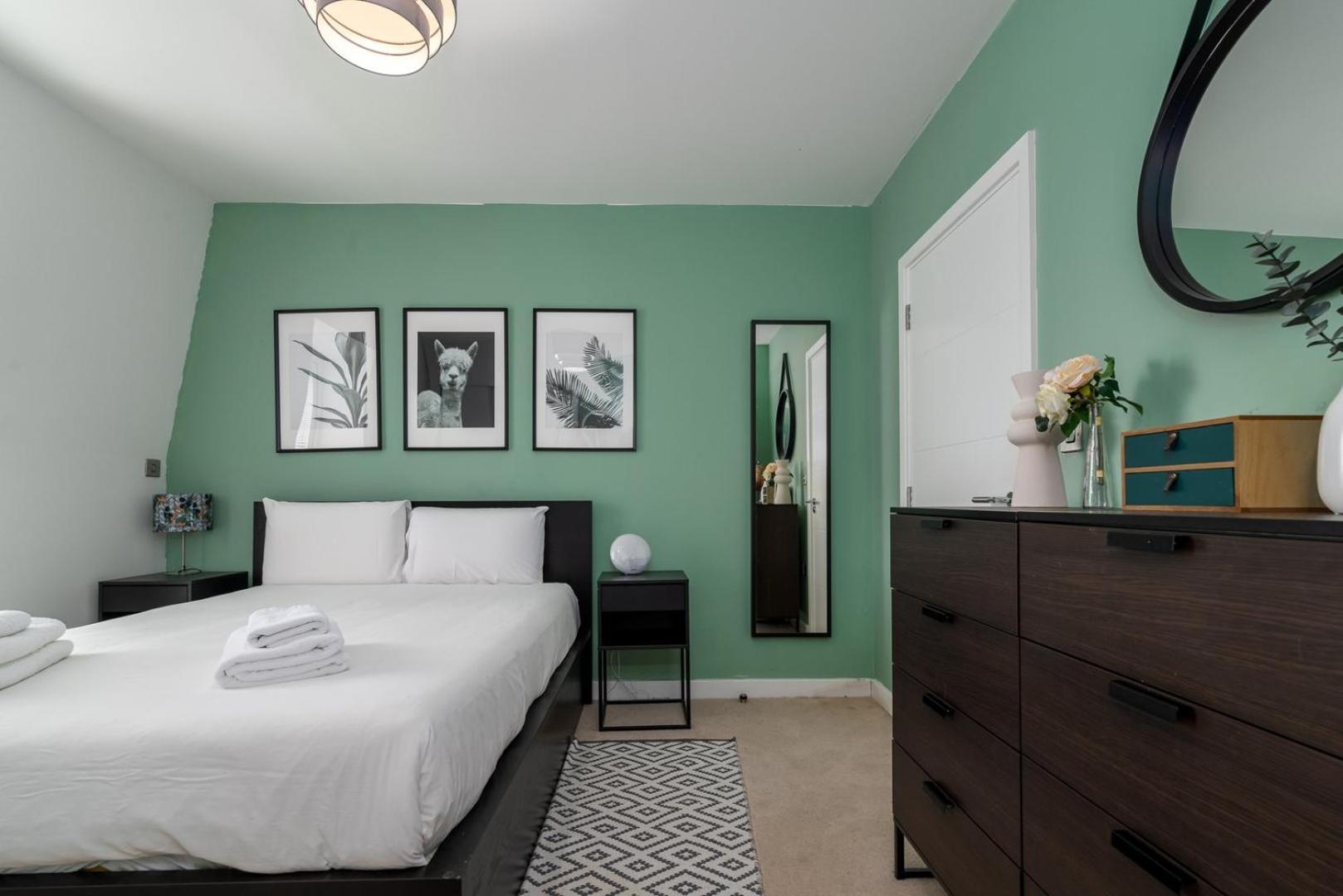 Guestready - Blue Essence Com Varanda Em Woolwich Apartment London