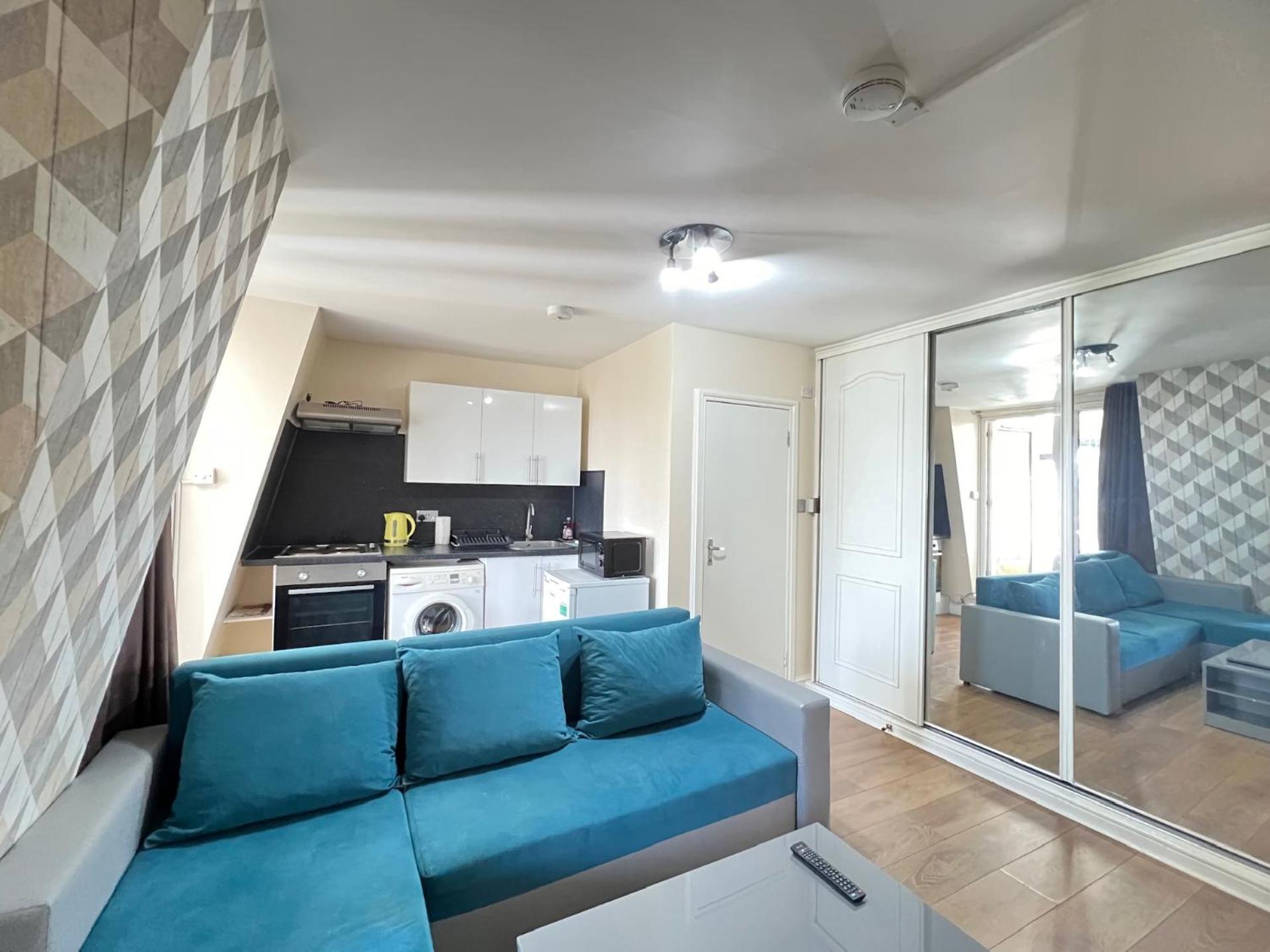 Apartamento Comfy 2 Bedroom - Finchley Road, Londres