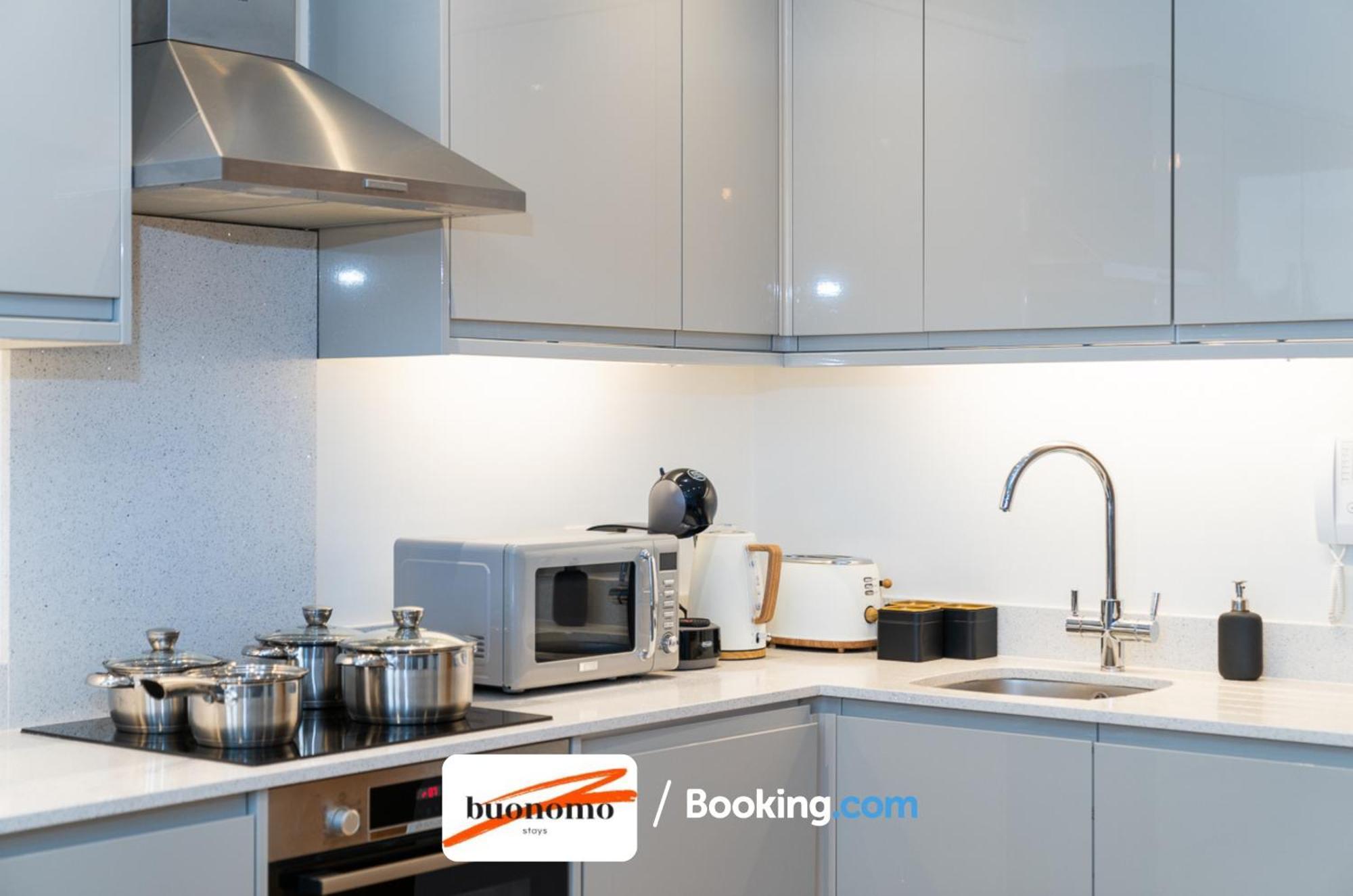 Apartment Two Bedroom At Buonomo Short Lets & Serviced Close To Wimbledon Tennis Courts London