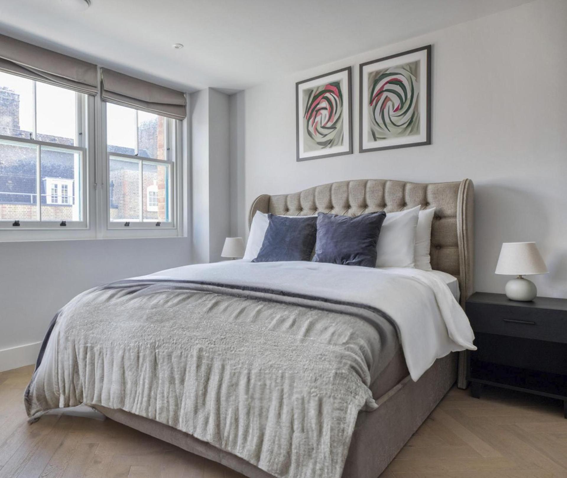 Impeccable 2-bed In Appartement *