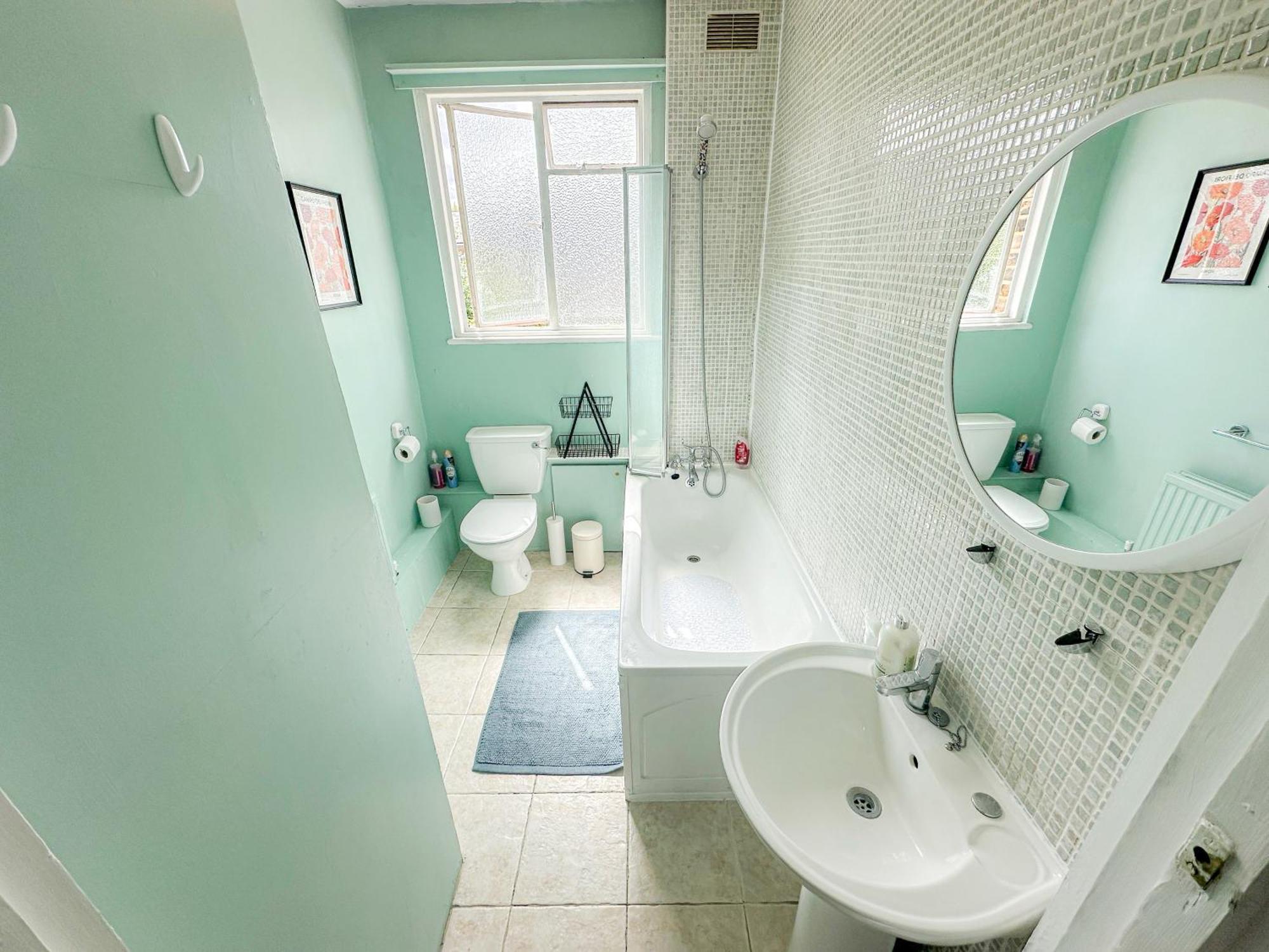 Apartment Stylish 1-bed Flat In Willesden With Private Patio London